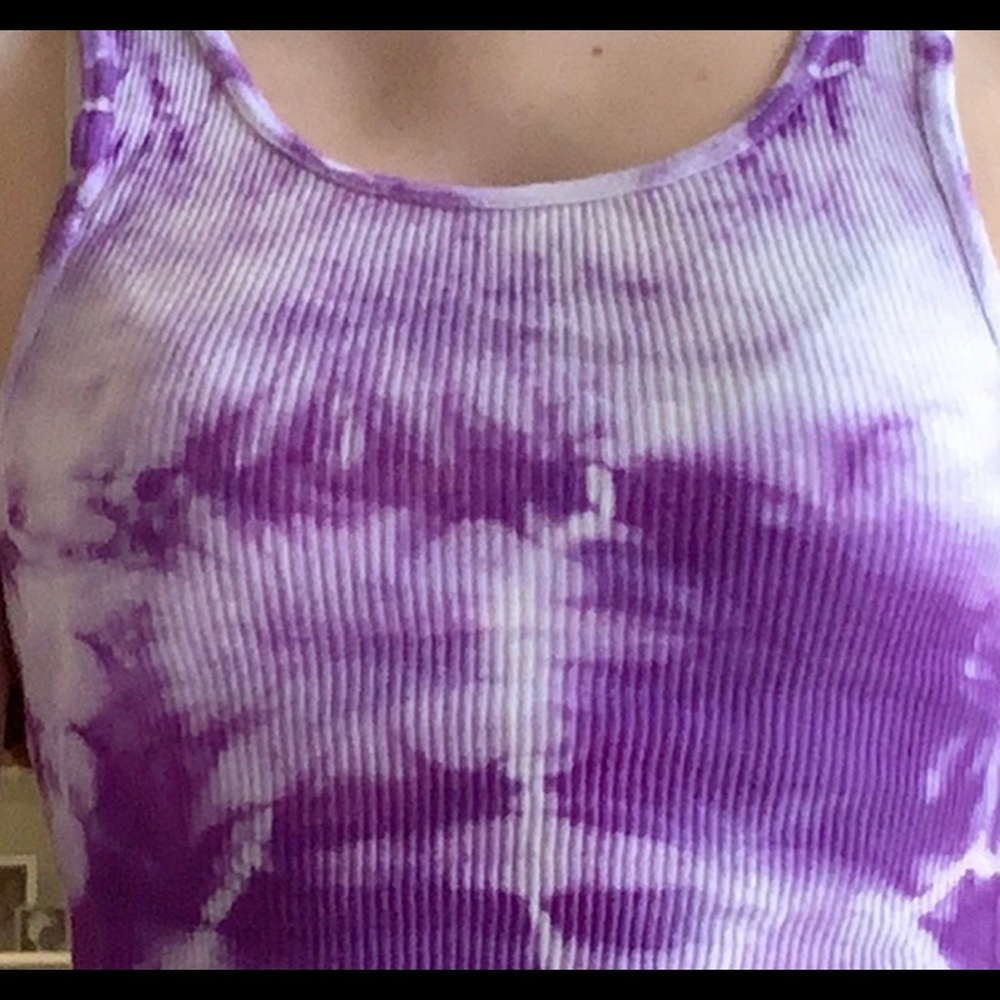 purple cropped tie dyed tank top